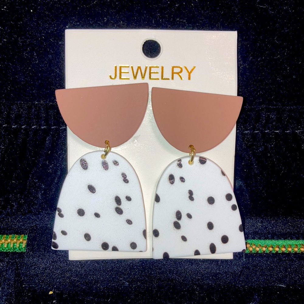 🔴 Geo Drop Earrings 🔴